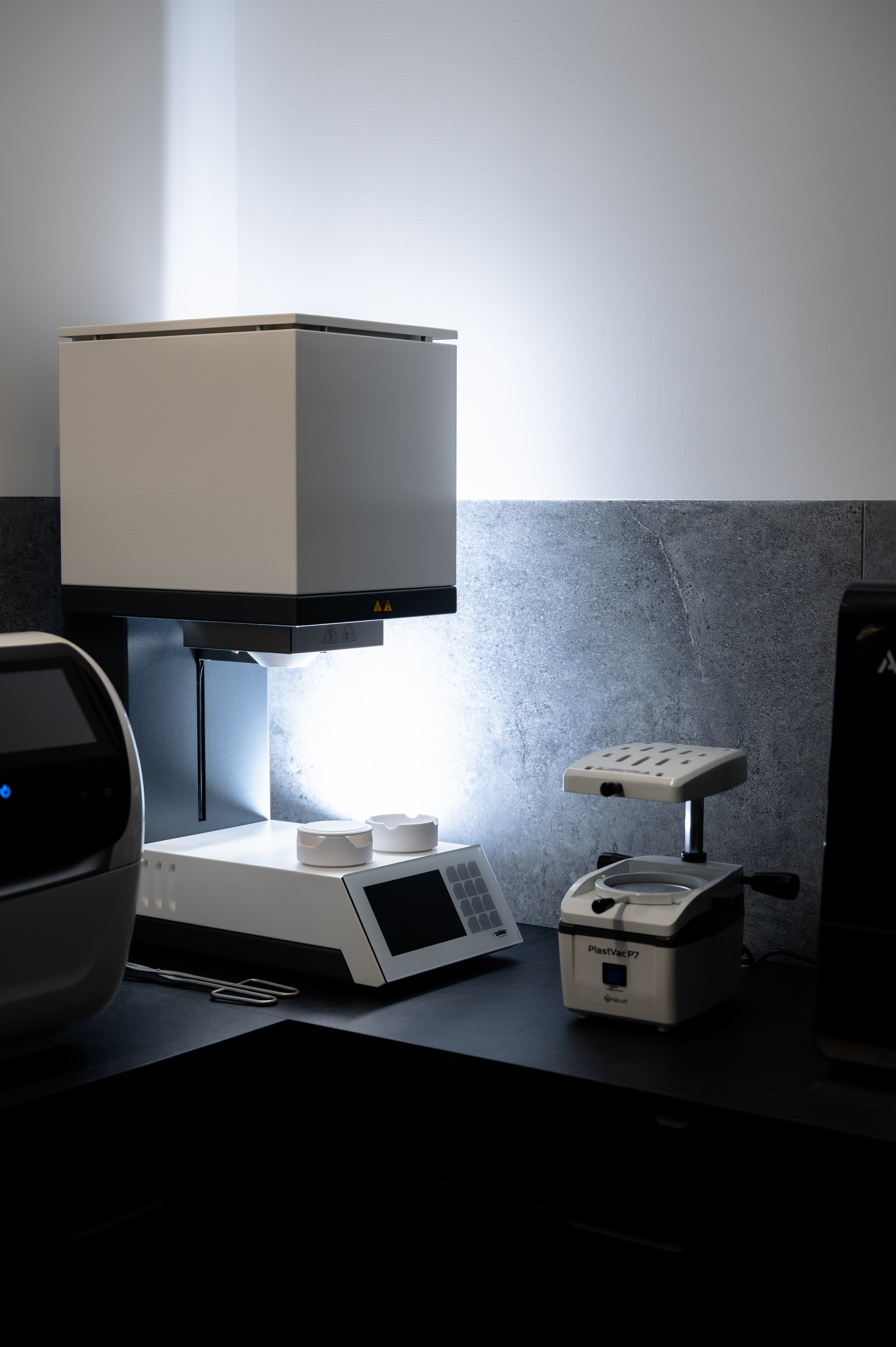 Обладнання